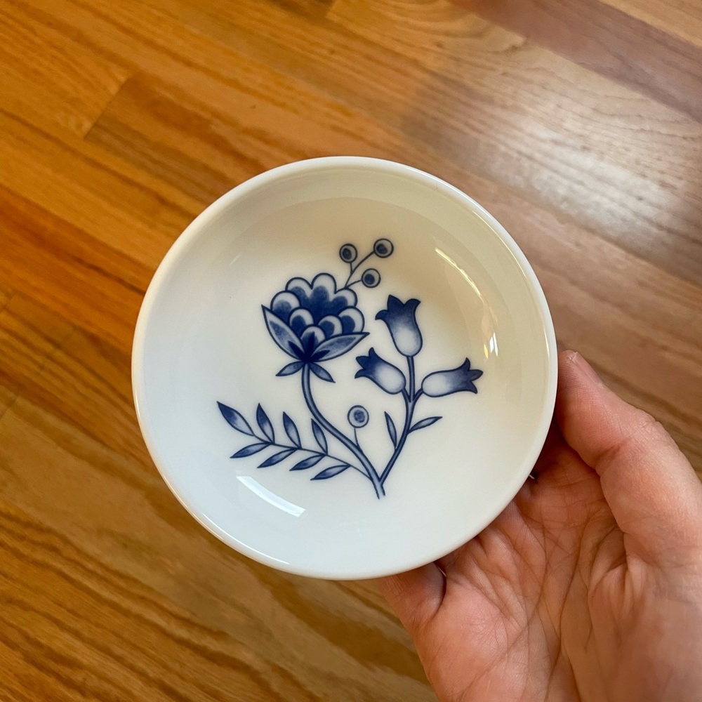 Noritake Trinket Dish, Blue Sorrentino fine porcelain